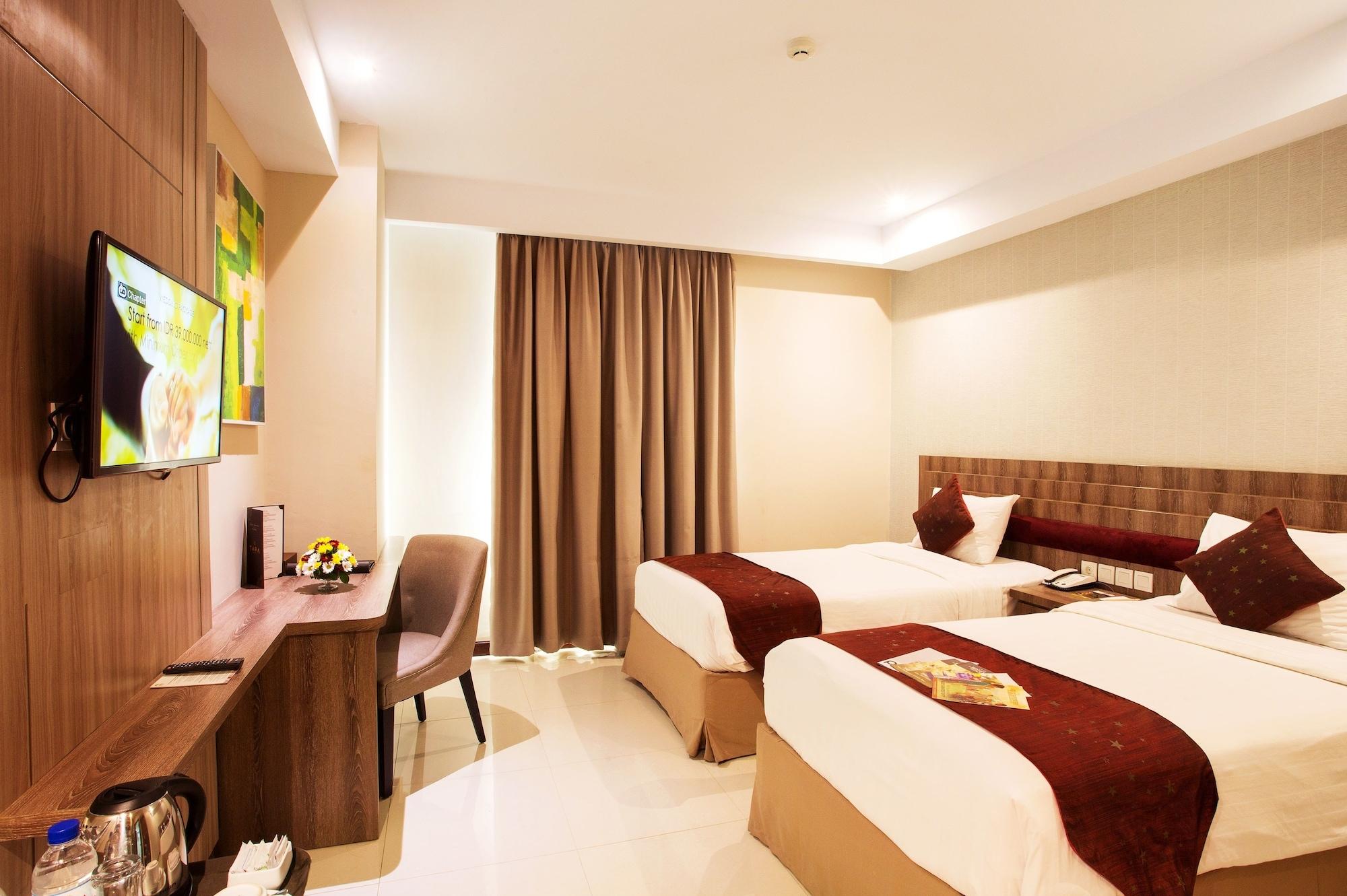 Tara Hotel Yogyakarta Tugu Kültér fotó