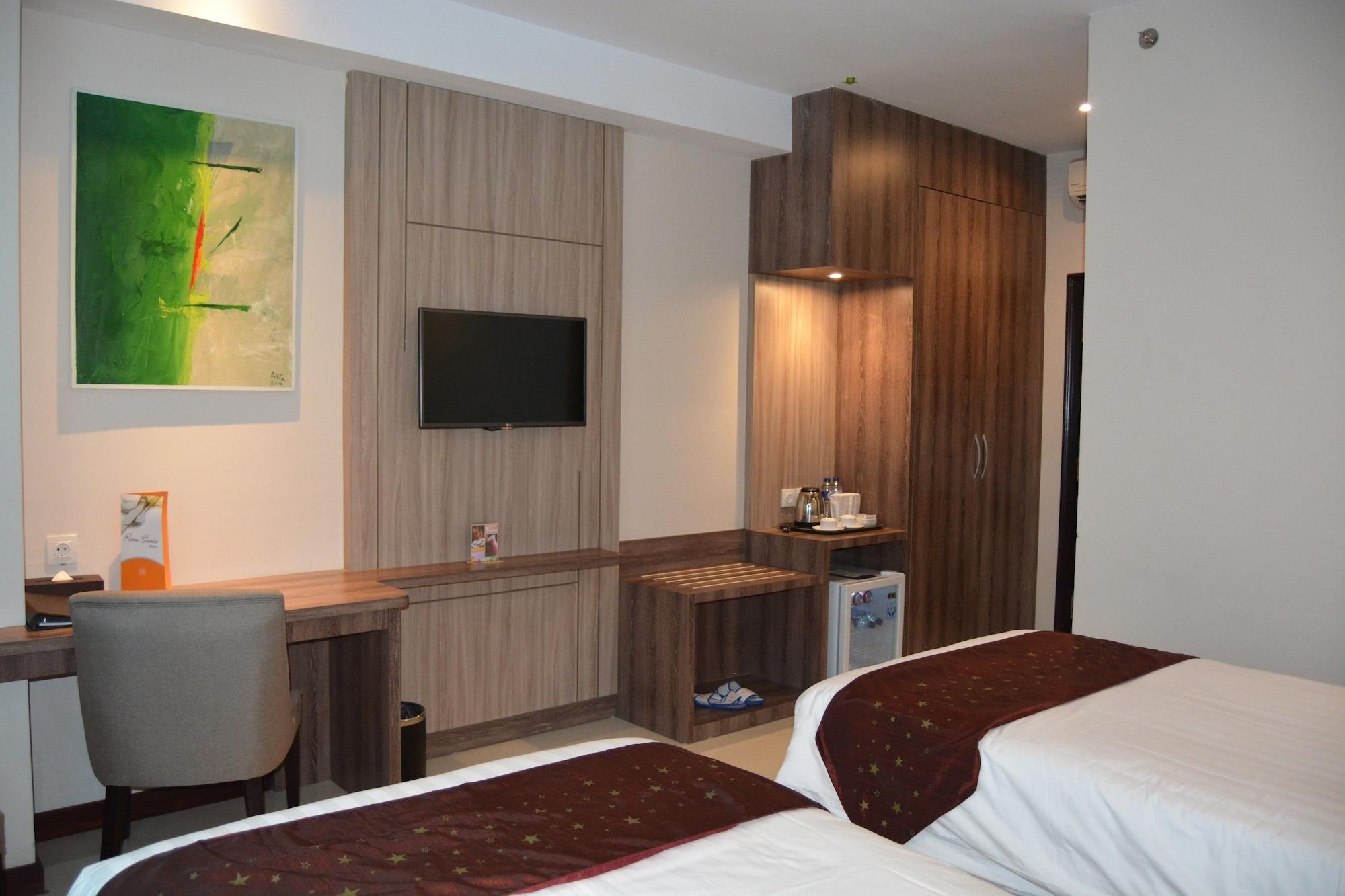 Tara Hotel Yogyakarta Tugu Kültér fotó