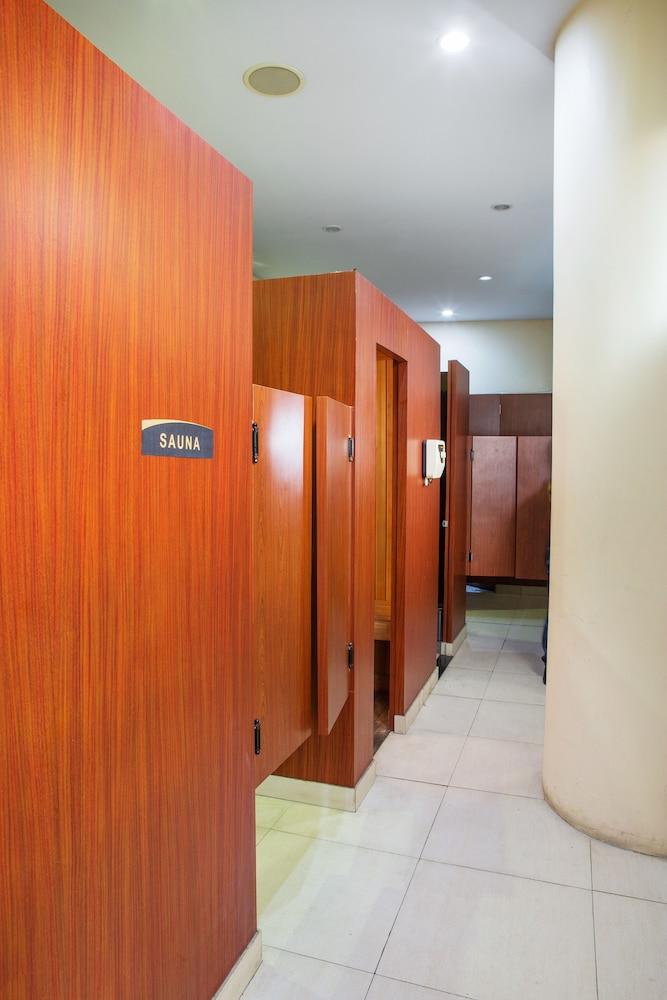 Tara Hotel Yogyakarta Tugu Kültér fotó