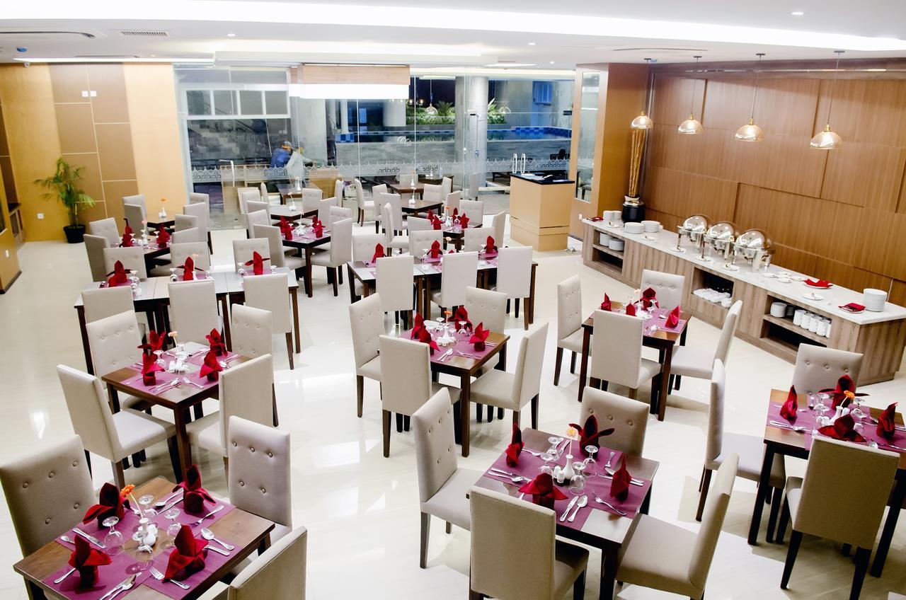 Tara Hotel Yogyakarta Tugu Kültér fotó
