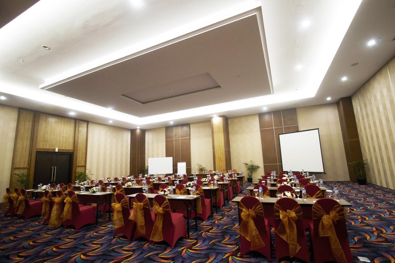 Tara Hotel Yogyakarta Tugu Kültér fotó