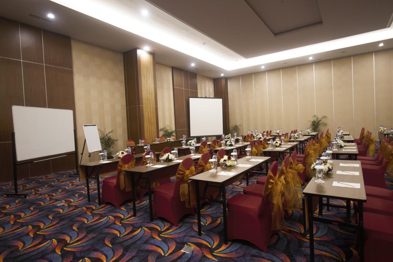 Tara Hotel Yogyakarta Tugu Kültér fotó