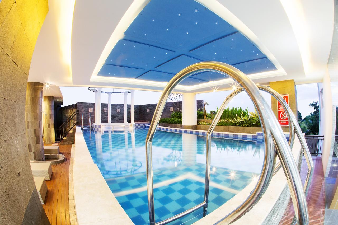 Tara Hotel Yogyakarta Tugu Kültér fotó