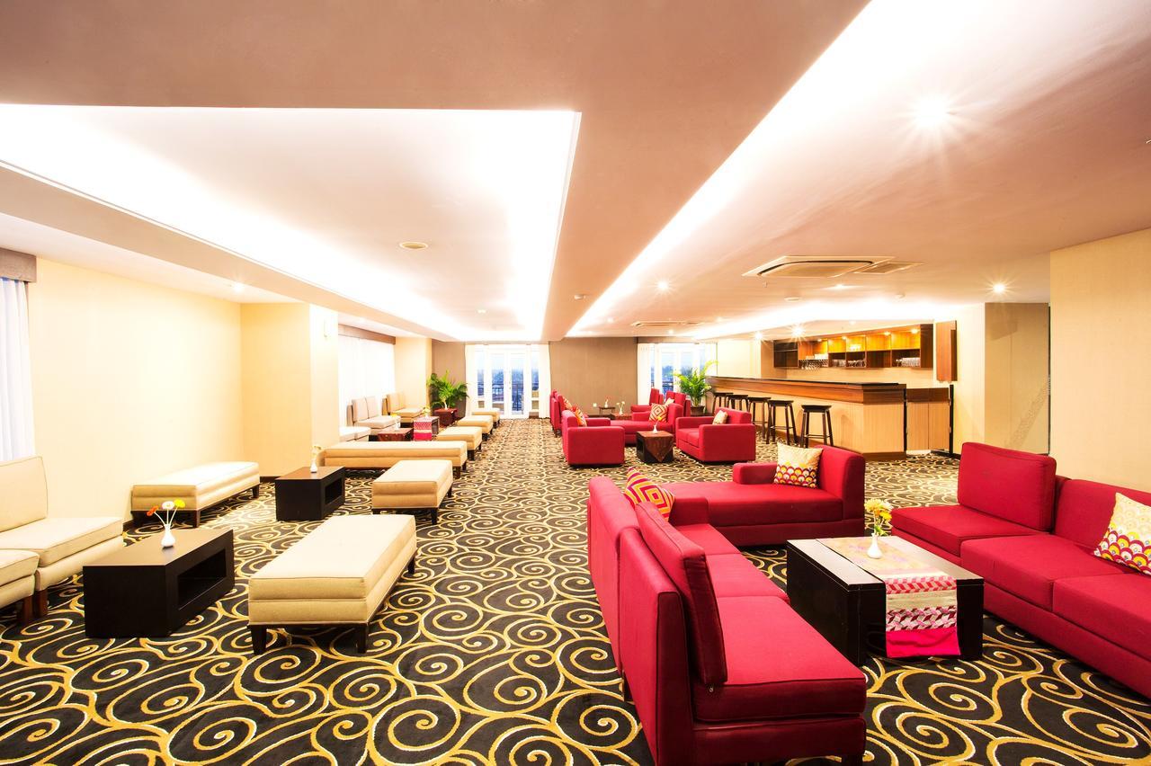 Tara Hotel Yogyakarta Tugu Kültér fotó