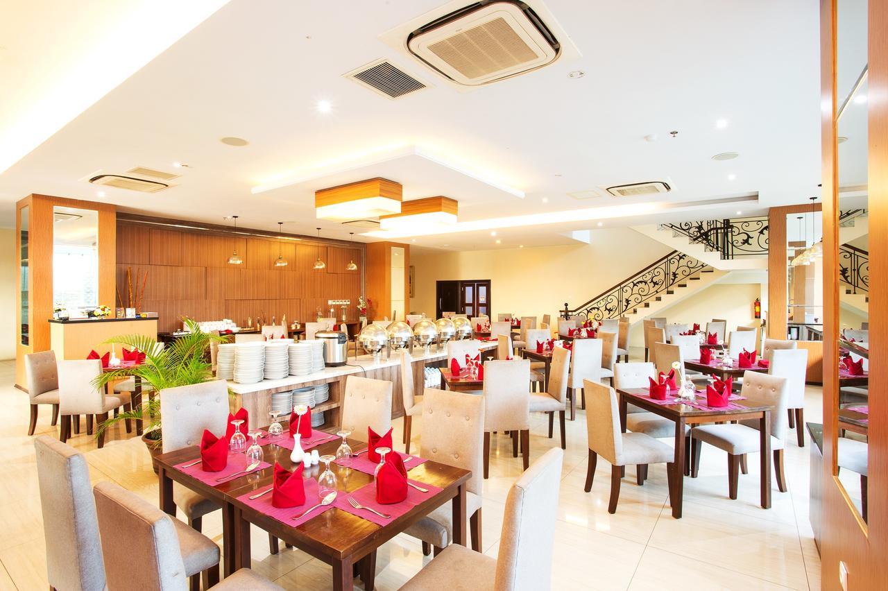 Tara Hotel Yogyakarta Tugu Kültér fotó